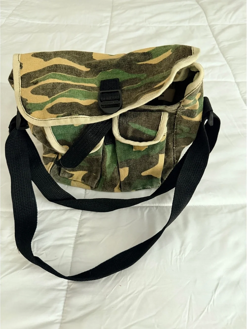 Camouflage Canvas Crossbody Messenger Bag with Adjustable/Un